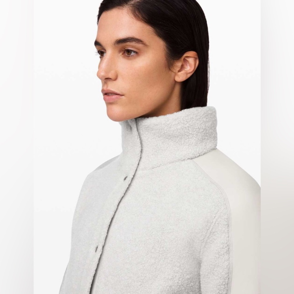 Lululemon Go Cozy Jacket  Heathered Ceramic  size 4 - Picture 5 of 14